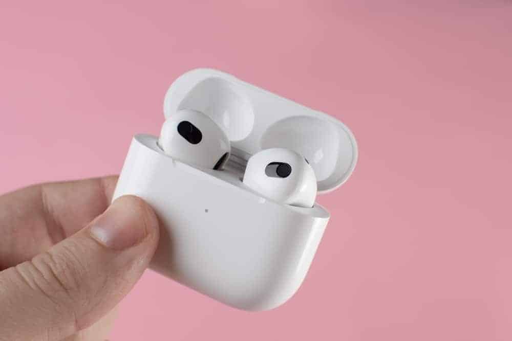 Are Airpods Pro (Surprising Answer) | DeviceTests