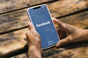 Facebook On Iphone