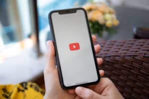 Saving A Youtube Video To A Camera Roll