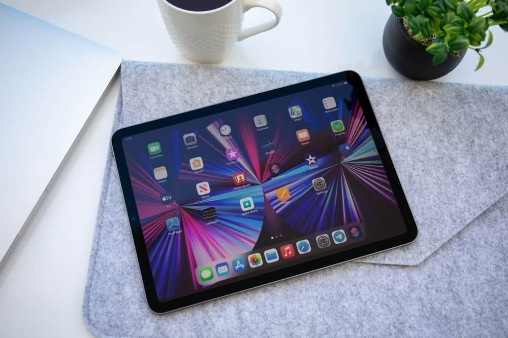 Does the iPad Air Have a Headphone Jack Updated 2023 DeviceTests