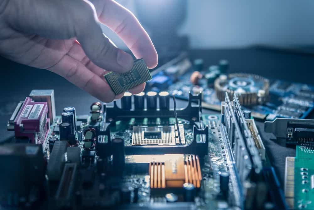 how-much-should-i-spend-on-a-motherboard-updated-2023-devicetests