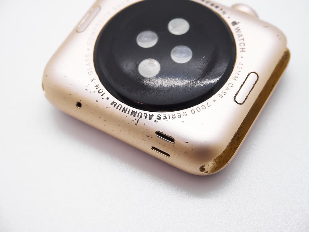 How To Fix Scratches on Apple Watch (Ultimate Guide)