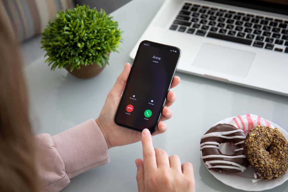 what-is-a-silenced-call-on-iphone-explained-devicetests
