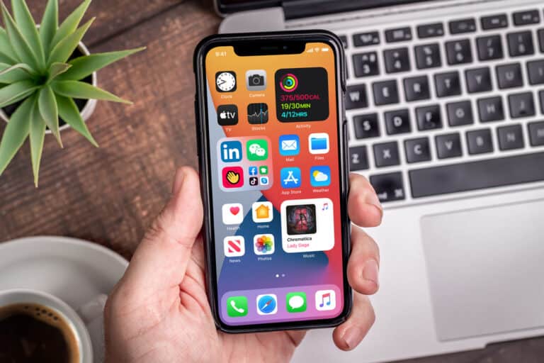 What is the yellow dot on my iphone answered devicetests