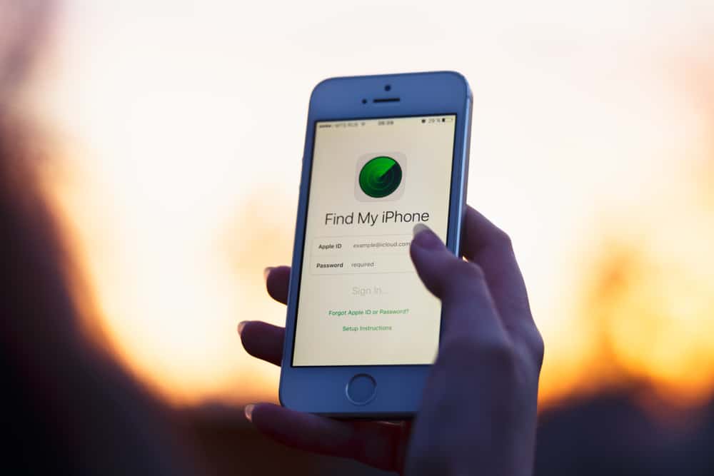 Does iPhone Notify When You Stop Sharing Your Location?