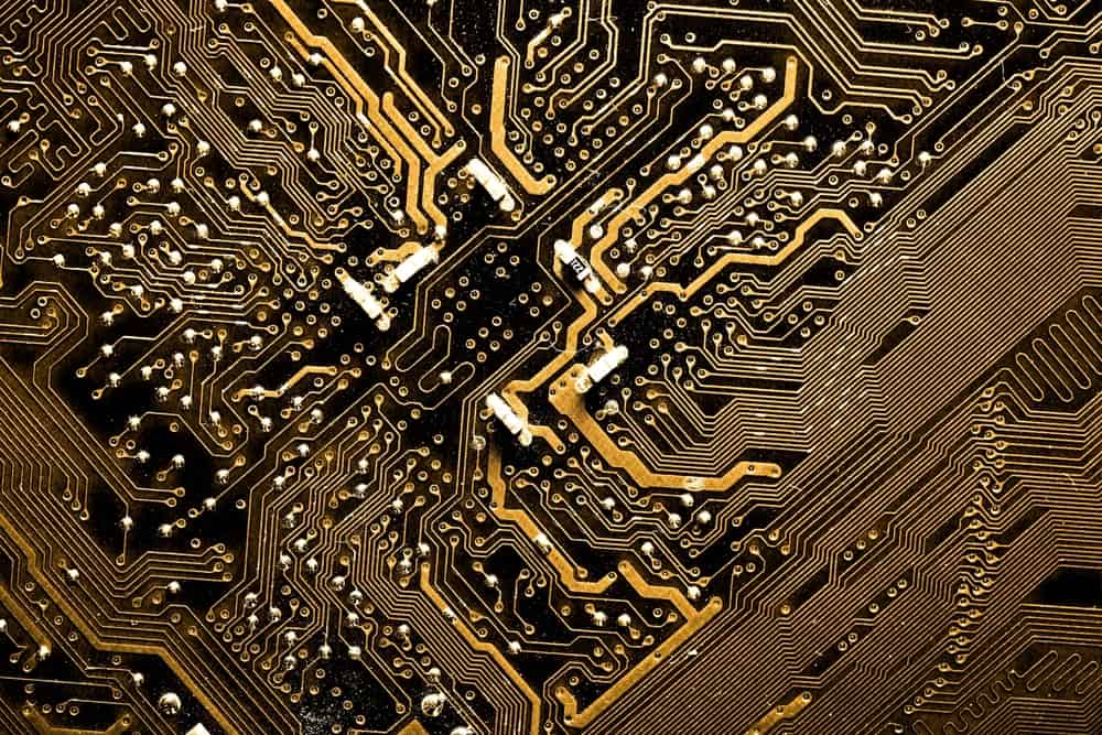 how-much-gold-is-in-a-computer-updated-2023-devicetests