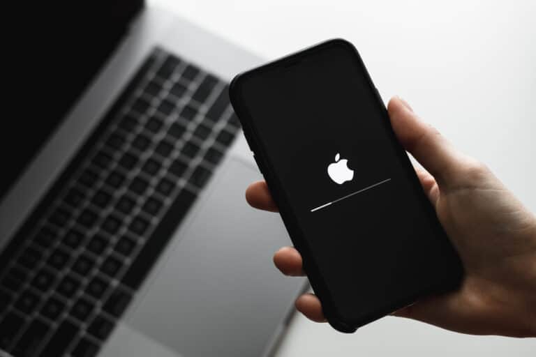 How To Make a vCard on an iPhone (Step-by-Step Guide) | DeviceTests