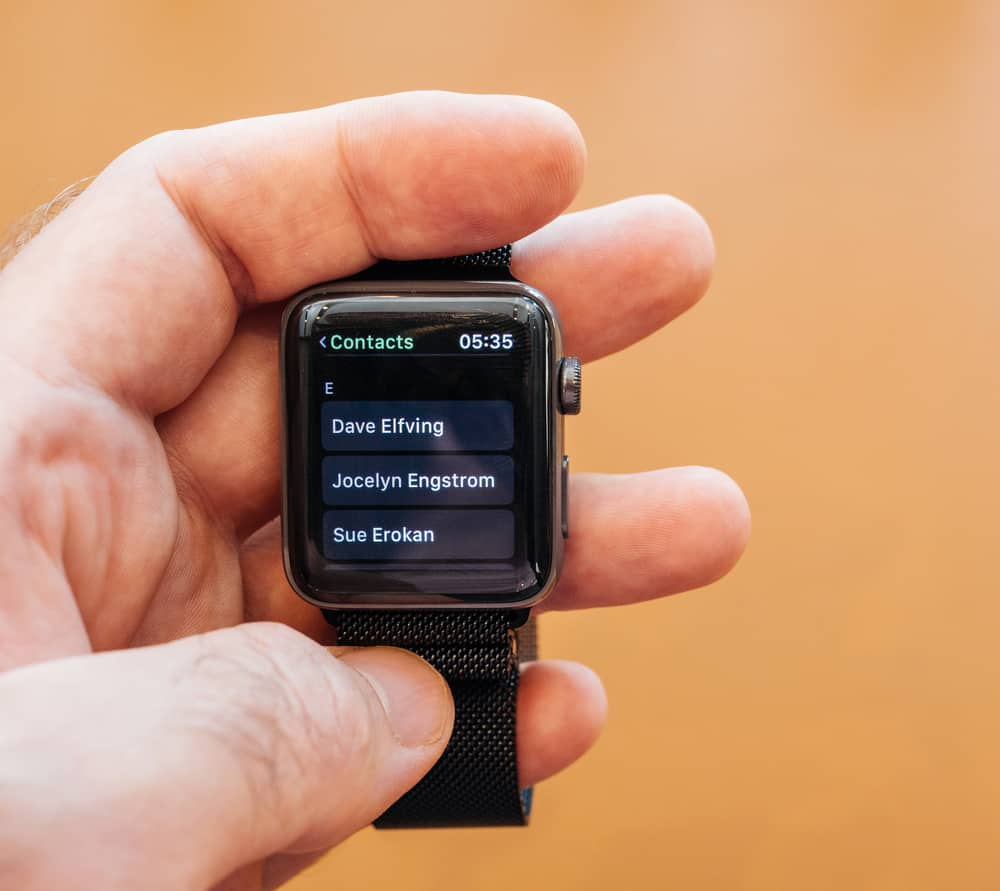 How to find phone 2025 number on apple watch